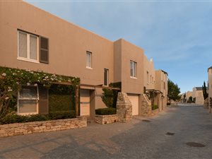 3 Bed House in Nooitgedacht Estate