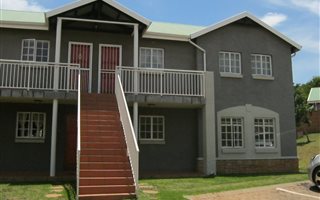 2 Bedroom Townhouse in Bronberg