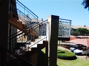 1 Bed Apartment in Karen Park