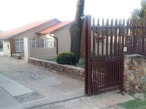3 Bed House in Risana