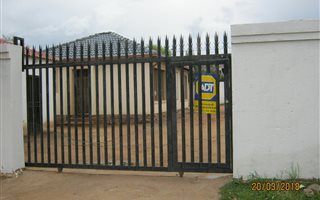 2 Bedroom House in Alveda