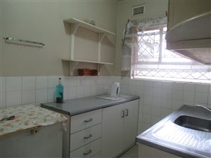 1 Bed Flat in Montclair