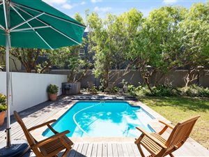 3 Bed House in Century City