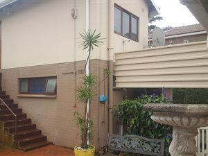 3 Bed House in Carrington Heights