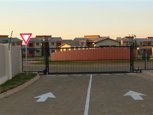 2 Bed Apartment in Montana Gardens