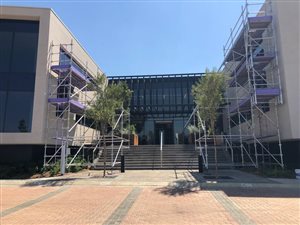 238 m² Commercial space in Waterfall City