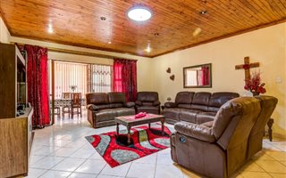 4 Bedroom House in Nimrod Park