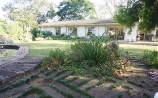 3 Bedroom House in Waterfall
