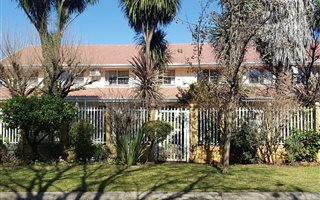 3 Bedroom Apartment in Vanderbijlpark SW