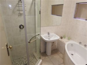2 Bed House in Wonderboom South