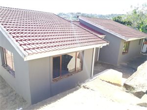 4 Bed House in Newlands West