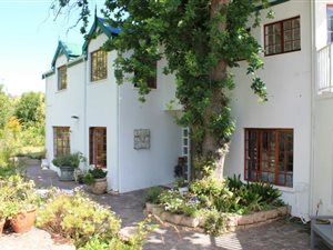 6 Bed House in Welbedacht