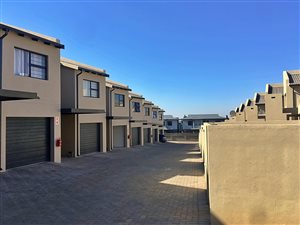 3 Bed Duplex in Cashan