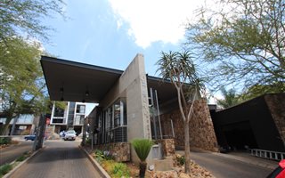 748 m² Land available in Lynnwood Ridge