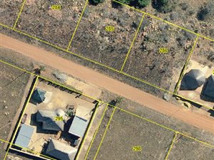 810 m² Land available in Vaaloewer