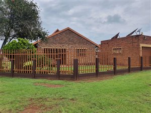 3 Bed House in Paul Krugers Resort