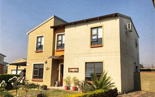 3 Bedroom Duplex in Rustenburg