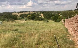 1064 m² Land available in Helderfontein Estate
