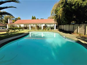 7 Bed House in Denlee