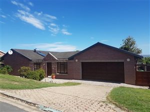 3 Bed House in Klein Brak River