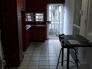 150 m² Commercial space in Glenwood