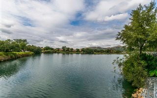 683 m² Land available in Pecanwood