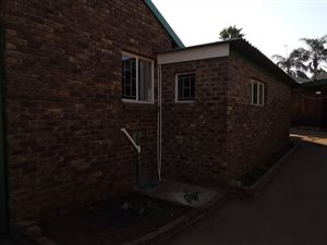 3 Bed House in The Reeds