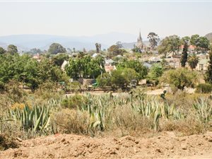 1135 m² Land available in Uniondale