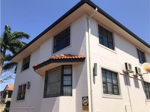 125 m² Commercial space in Durban North