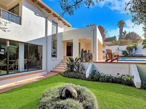 4 Bed House in Hurlingham Manor
