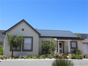 2 Bed House in Schonenberg Estate