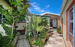 5 Bedroom House in Thornton