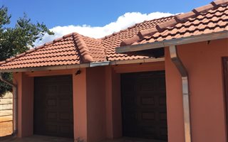 4 Bedroom House in Flora Park