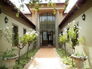 4 Bed House in Dainfern Golf Estate