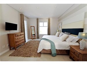 4 Bedroom House in River Club