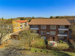 1 Bed Apartment in New Redruth