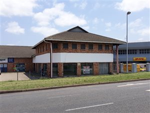 850 m² Commercial space in Richards Bay Central