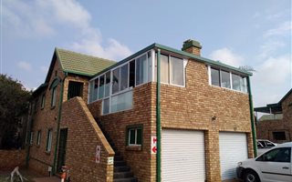 3 Bedroom Townhouse in Lyttelton Manor