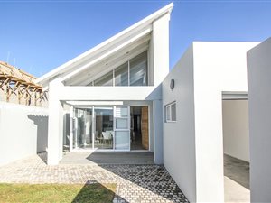 3 Bedroom House in Salisbury Park