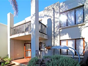 1 Bed Apartment in Bloubosrand