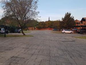 2 Bed Apartment in Rietvalleirand