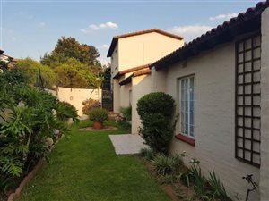 3 Bed Cluster in Epsom Downs