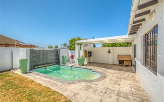3 Bedroom Townhouse in Lorraine