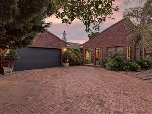 4 Bed House in Ruitershoogte
