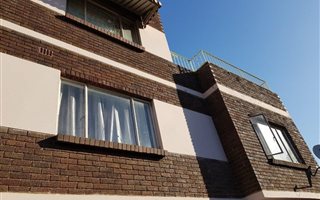 2 Bedroom Apartment in Sydenham