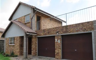 3 Bedroom Cluster in Brentwood