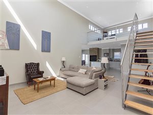3 Bed House in Silver Lakes