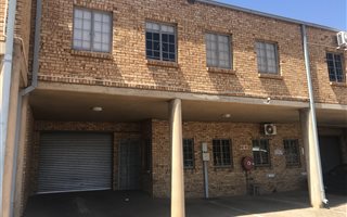 275 m² Industrial space in Hennopspark