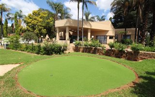 3 Bedroom House in Waterkloof Ridge