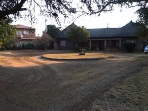 2000 m² Farm in Unitas Park